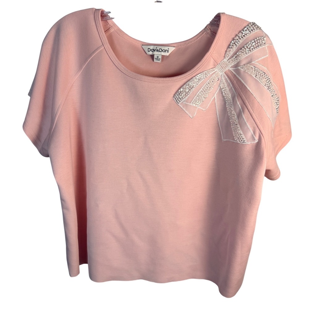 Davi & Dani Pink‎ Top Rhinestone Bow Detail Short Sleeve Medium
